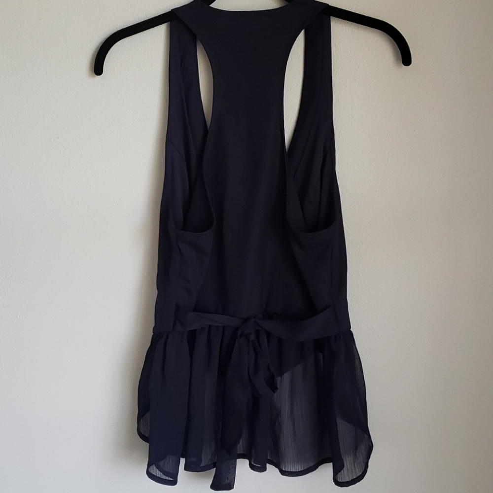 Vest - Picture 4 of 5